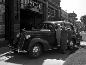 Chevrolet Master DeLuxe 2-Door Town Sedan '1935